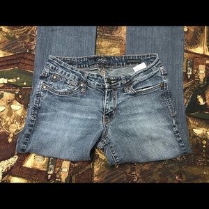 Jessica Simpson bootcuts- low rise stretch!